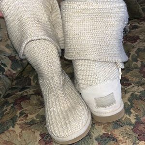 Light tan UGGS
